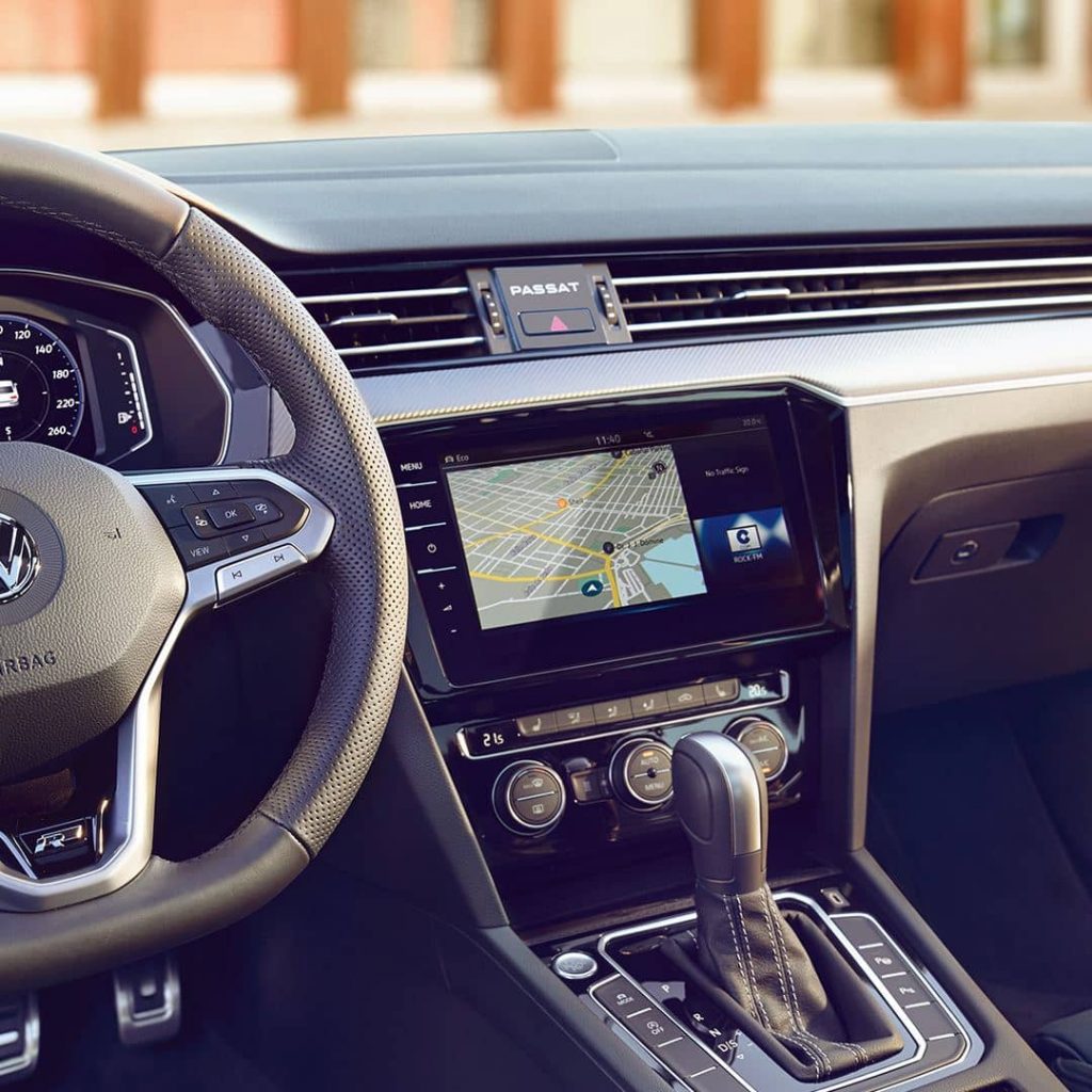 Guide d'achat : Comment faire la mise jour du GPS Volkswagen avec une carte SD