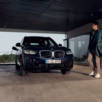 BMW iX3